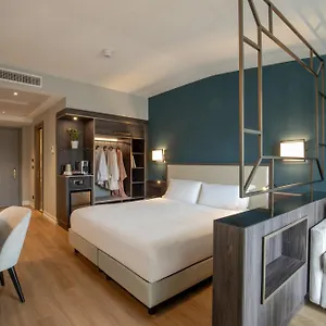 St Martin By Omnia Italia